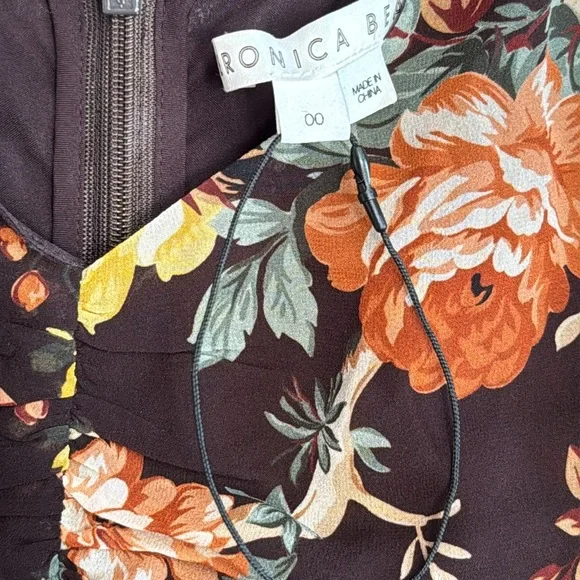 Veronica Beard Hedera Ruched Floral Print Silk. Size 00 - Picture 3 of 7
